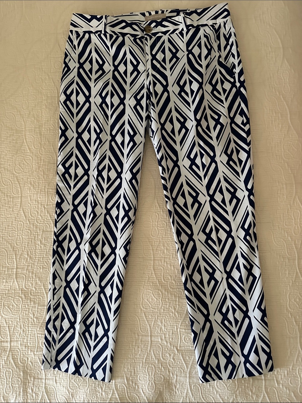 Banana Republic Navy and White Geometric Trousers - Picture 2 of 10